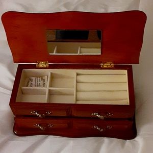 Ladies Jewelry Box Walnut Look Finish